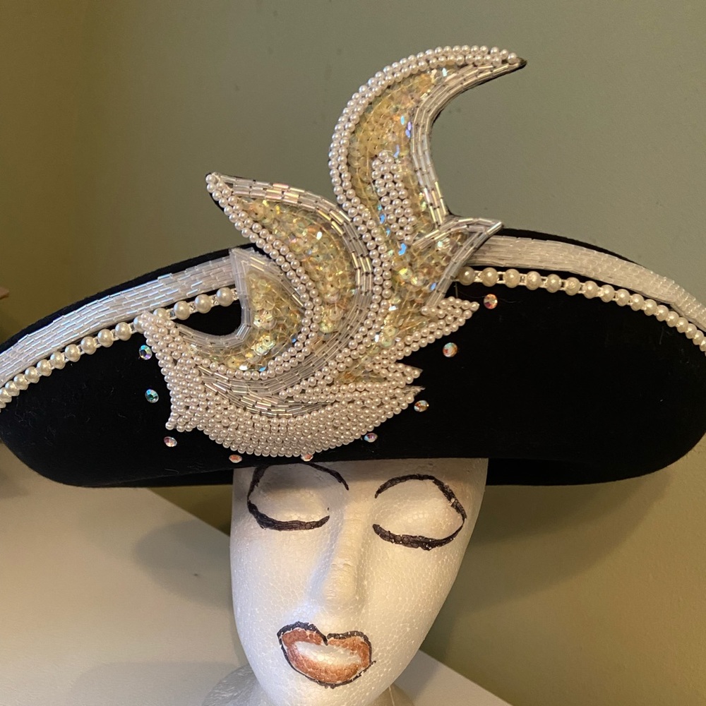 Pretty Black Bellini Wool Church/Dress Hat